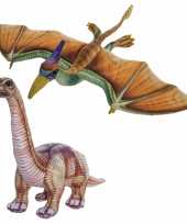 Combi van 2x knuffels dinosaurussen pterosaurus en apatosaurus