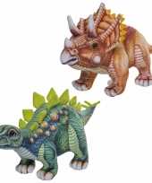 Combi van 2x knuffels dinosaurussen stegosaurus en triceratops