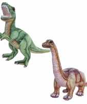 Combi van 2x knuffels dinosaurussen t rex en apatosaurus