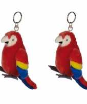 Set van 2x stuks rode ara papegaai mini knuffel sleutelhanger 10 cm